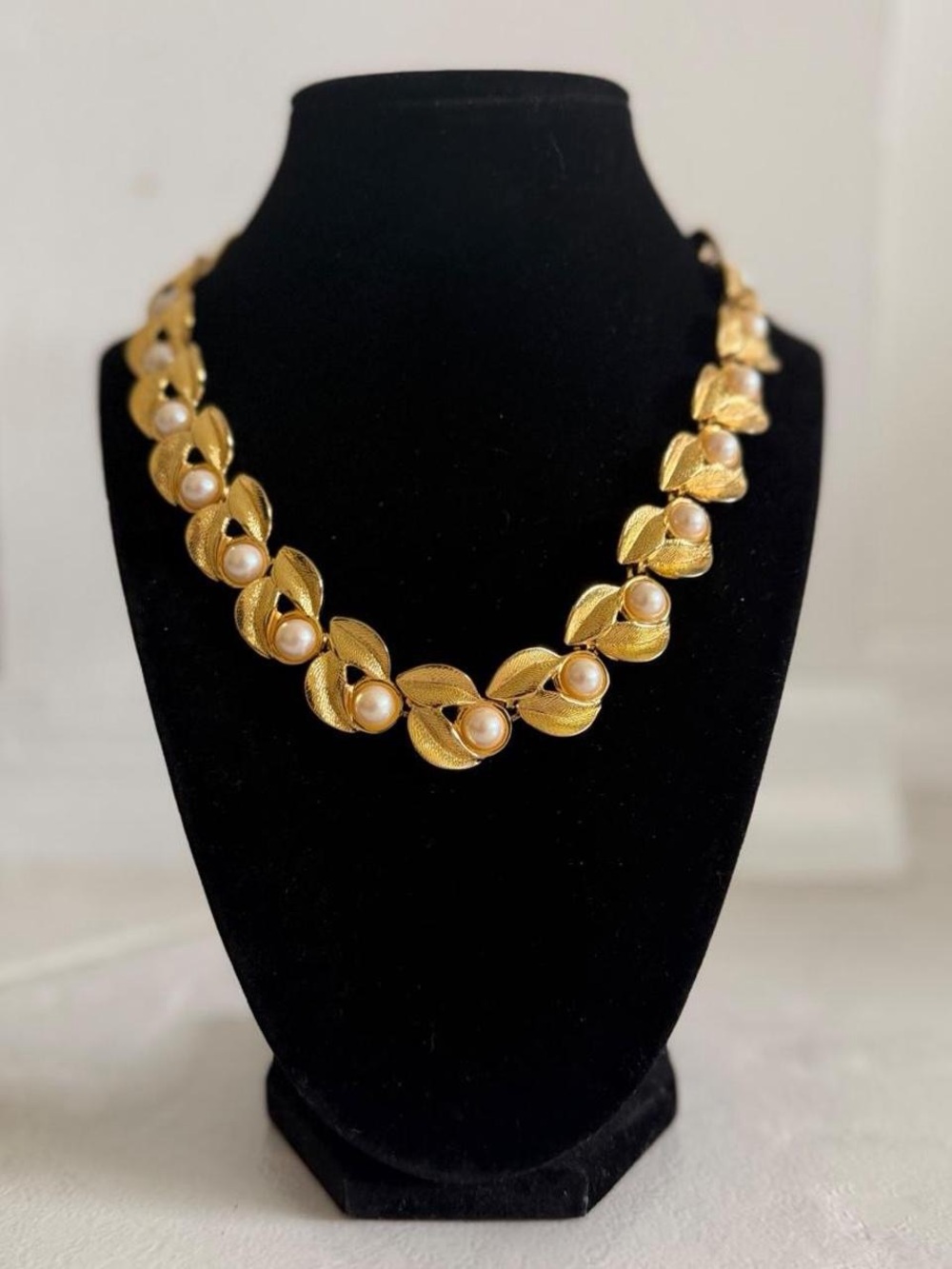 Vintage Gold Pearl Collar Necklace